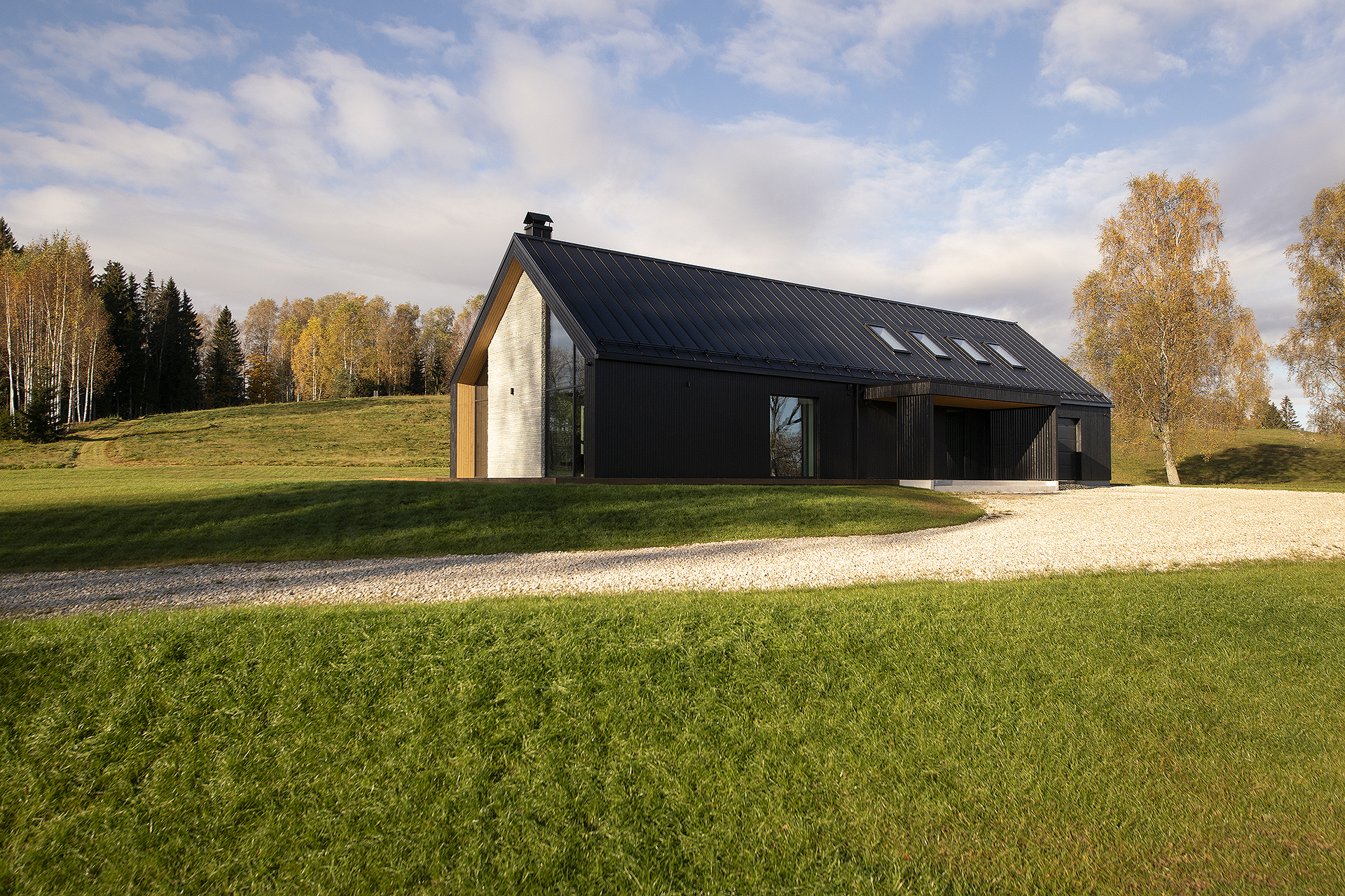 Eramu Käärikul sisearhitektuur eritellimusmööbel